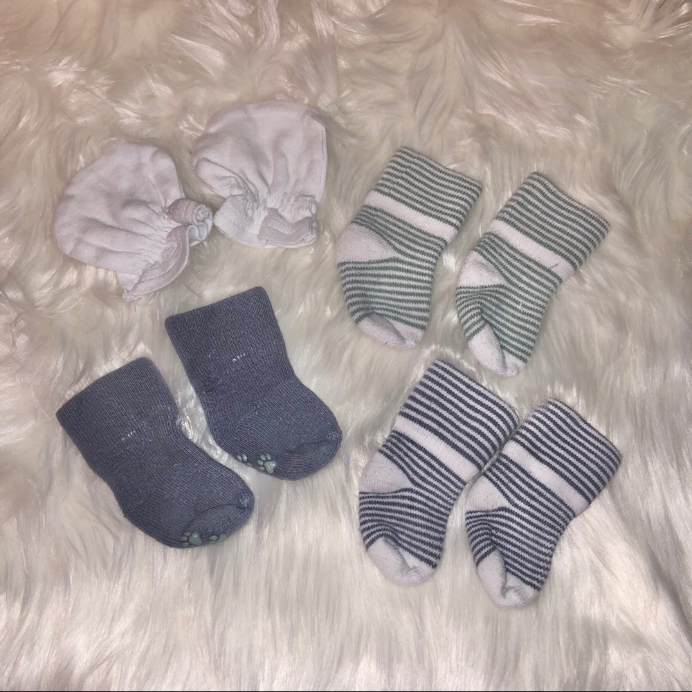 Infant socks and glove
